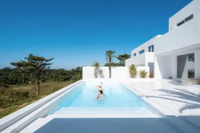 House featured in the 24th anniversary dating show <Ending Love>: 15 minutes from the airport, 3rd floor private pool villa (heated pool/barbecue) - Image 3