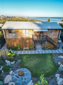 Fleetwood Shack - luxury beachside log cabin - Image 3