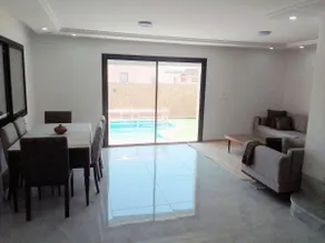 Relaxing Villa with pool - Image 3