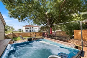 Lakefront Townhome | Hot Tub | Off Lake RayHubbard - Image 2