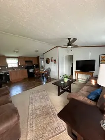 4 Beds - Image 4