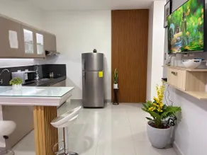 Nice SUITE in Cdla. Central Machala with Garage - Image 3