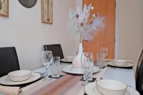 Executive 2-Bed Great River View Apartment in Aberdeen-Free Parking-FastWiFi - Image 4