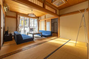 Weekend House (Calic House) *Free Amenities* Hot Pot Set *Accommodates up to 10 people *Nespresso Machine *No Smoking - Image 5