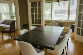 Spacious 4-Bedroom Historic Downtown Hot Tub - Image 5