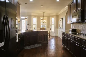5Br, 3Ba, 10 beds, SuperHost, 5 min to Eisenhower - Image 5