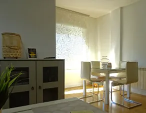 Full two-bedroom apartment - Image 2