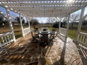 Blue Cottage Inn - Blanco St Park - Image 4