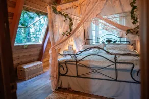 Enchanting River A-Frame|Fire Pit| Magical Forest - Image 5