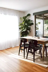 Omaru Beach House - Image 2