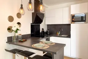 Elegant two-room apartment • Gare Paris • Parking • Fast Wi-Fi - Image 3