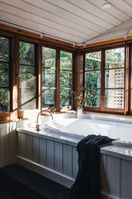 Design Stay. Wood Fire, Spa & Private Valley Views - Image 3