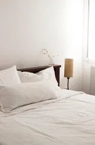 Calma — Bed & View - Image 5
