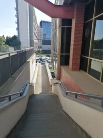 Next to the park, air conditioning, parking, Wi-Fi. - Image 2