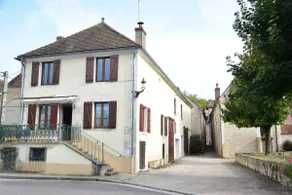 Osteis cottage for 6 to 15 people by the Yonne - Image 5