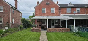 Charming Urban Retreat: 4/2 Townhouse in Baltimore - Image 3