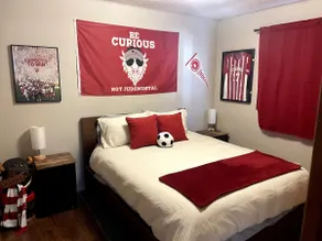 The Bloomington Bison Den - Image 2