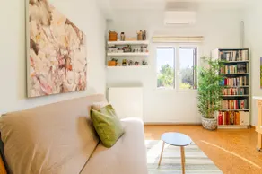 Lovely family garden house - Image 5