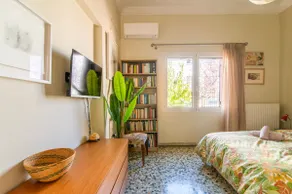 Lovely family garden house - Image 3