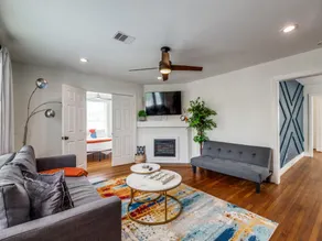 6Bdrm|4Bath Luxury Home near Downtown & NRG Stadiu - Image 2