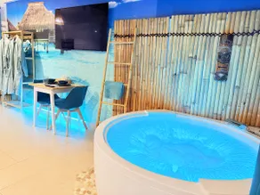 BORA-BORA SUITE | Jacuzzi | Downtown by Narbana - Image 3