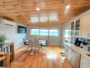 Winnipesaukee Lakefront Luxury unit #8 w Hot tub - Image 3