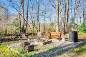 Little Cabin on the Creek - Image 2