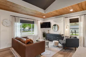 Luxury Studio in Cajun Country - Image 3