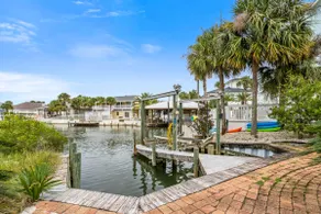 6BD Beach House | Boat Dock | Pool | Pet Friendly - Image 3