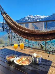 ONA Stay • Spacious Apartment • Stunning Views - Image 4