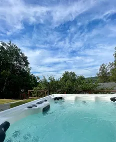 The Sun Mook | Lake access + kayak | Spa | 8Pool - Image 3