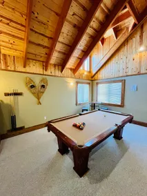 LAKE LUXE! PoolTable-Wifi-Jacuzzi-Ping Pong-Views! - Image 2