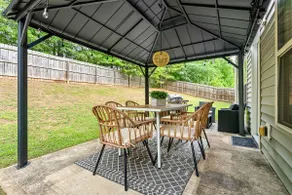 3.5mi to Campus | Patio+Grill | RTJ | Sleeps 12 - Image 2