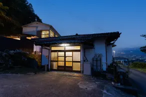 Osugi no Yado) Newly renovated and open! 5 minutes drive to Yufuin Station, enjoy the night view of Yufuin from the open-air bath. - Image 3