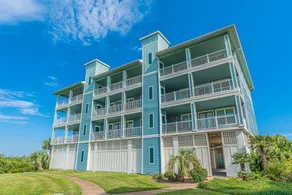 Bayfront condo on Galveston's West Bay in the Pointe West Community - Image 2