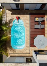 Beautiful country house with heated pool - Image 2