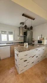 Guest house in Otura - Image 4