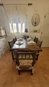 Guest house in Otura - Image 2