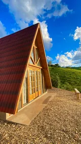 Chalet with Tunnel Waterfall/Nice Mountain View - Image 5