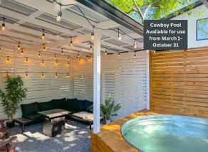 Backyard Oasis w/Pool, walkable, 5 min to dtwn - Image 2