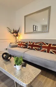 Farnborough - Lovely 1 Bedroom House - Image 4