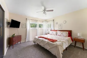 3BR Home • King Bed • Fenced Yard • Fast WiFi - Image 2