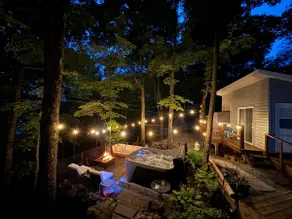 3 BR Lakefront Beach Retreat; Hot Tub, Fire Pits! - Image 4