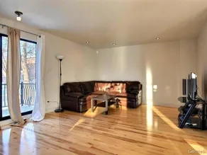 Nice Open Air Condo! Electric charging stations! - Image 3