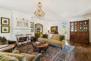 Spacious Upscale Retreat Leipers Historic District - Image 3