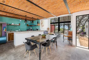 4 beds, Garden with Pool, Kitchen, Internet, BBQ - Image 3