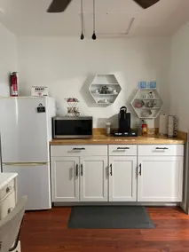 Cozy & Quiet Centralized Studio - Image 4