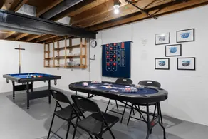 Stylish Family Stay with Game Room - Image 4