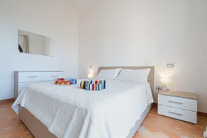 2-bedroom house with sea view solarium - Image 2