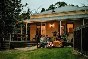 Country Escape with Outdoor Hot Tub and Pizza Oven - Image 2